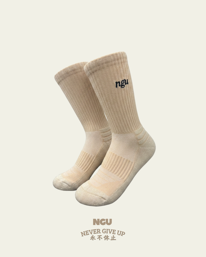 NGU-運動襪-卡奇色