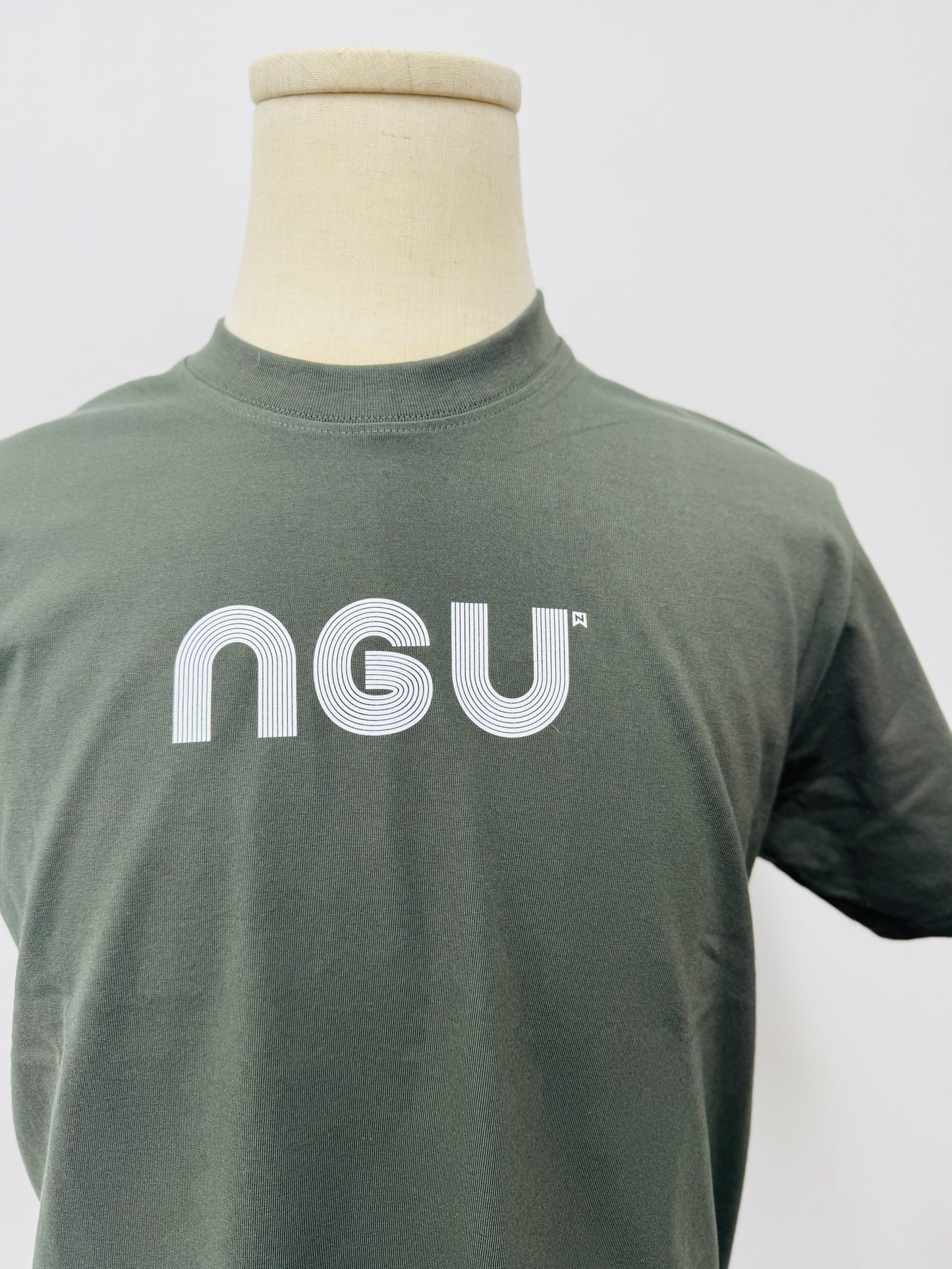 NGU跑道  T-Shirt（啟德展館均有發售）